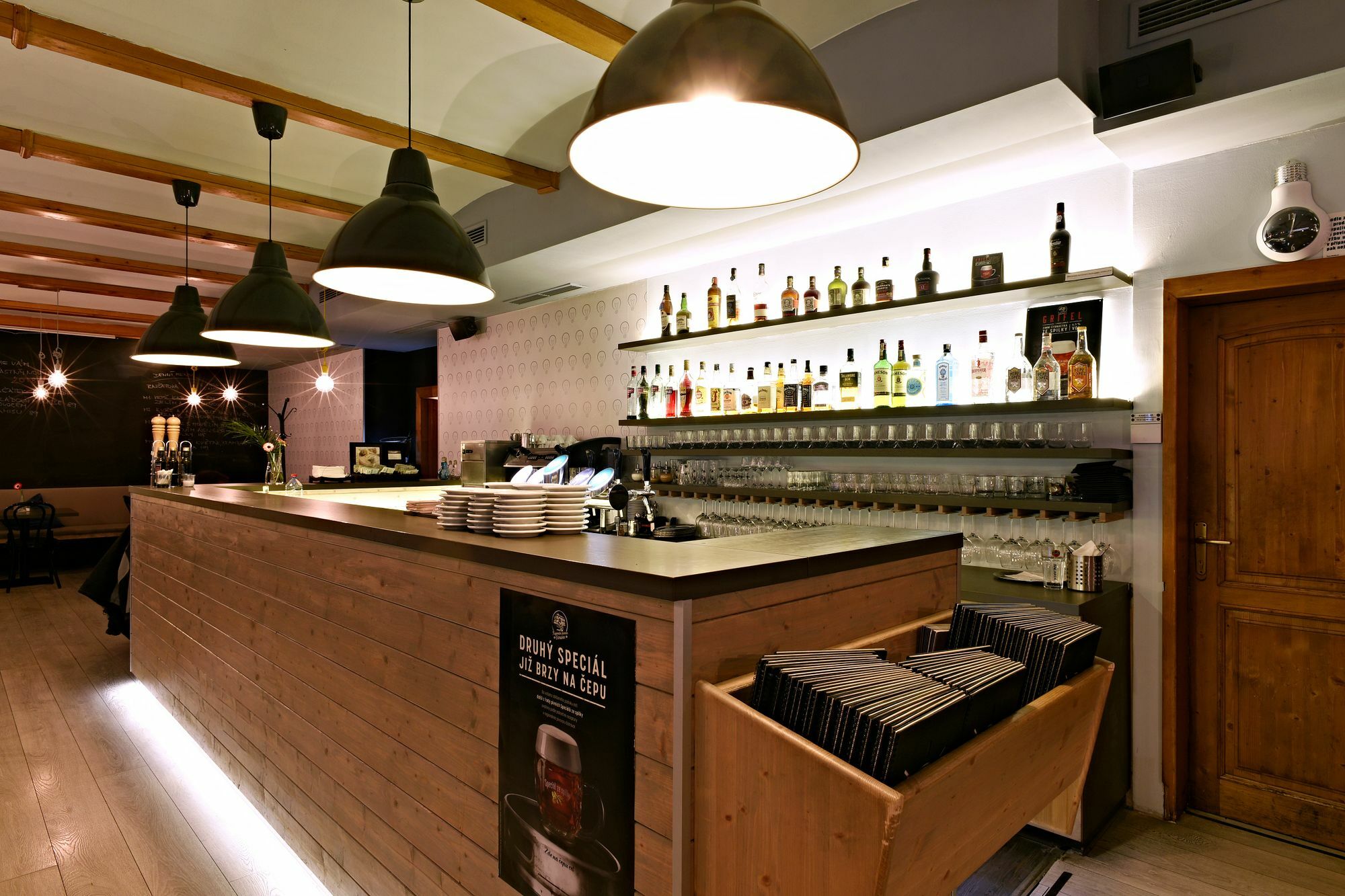 Riverside Spirit Πράγα Εξωτερικό φωτογραφία